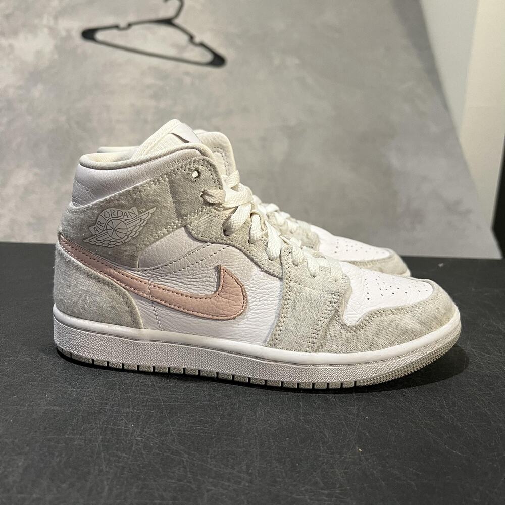 Nike Air Jordan 1 Mid SE Shoes Womens 7 Light Iron Ore Pink Gray DN4045-001